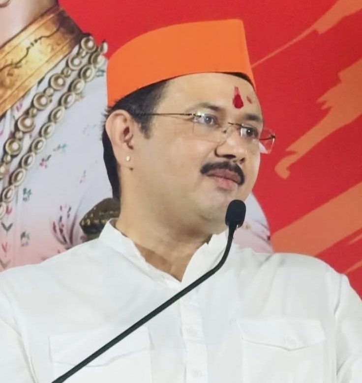 मुस्लिम समाजाबद्दल वादग्रस्त बोलणाऱ्या धवलसिंह मोहिते पाटलांवर गुन्हा दाखल करा!
